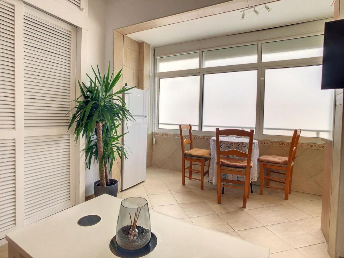 Urban&Vacay! Suite - Torremolinos City Centre Exterior foto